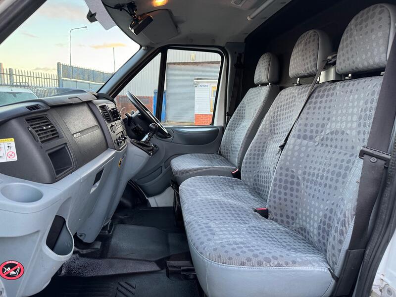 FORD TRANSIT 4x4 AWD. 2.2 TDCi LWB High Roof Welfare Mess Van. Ideal Camper Conversion.  2013