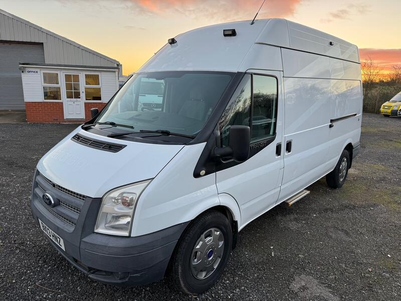 FORD TRANSIT 4x4 AWD. 2.2 TDCi LWB High Roof Welfare Mess Van. Ideal Camper Conversion.  2013