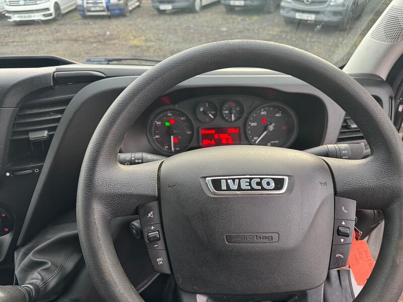 IVECO DAILY  35S14V MWB Van. Euro 6. 12 MTHS MOT.  2019