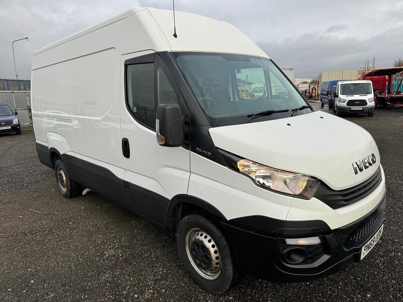 IVECO DAILY  35S14V MWB Van. Euro 6. 12 MTHS MOT.  2019