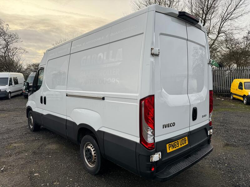 IVECO DAILY  35S14V MWB Van. Euro 6. Tows 3.5T 2019
