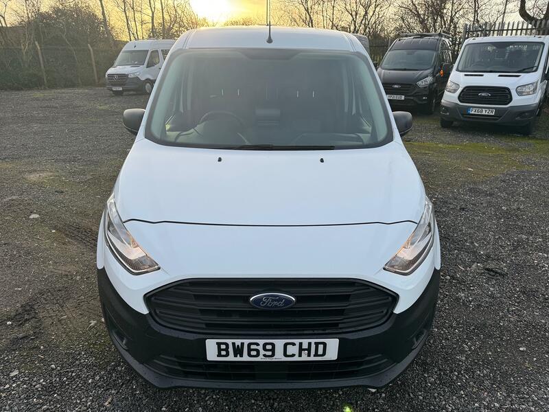 FORD TRANSIT CONNECT 1.5 200 EcoBlue. Less than £29 a week on Finance. DAB. 6 Speed.  2019