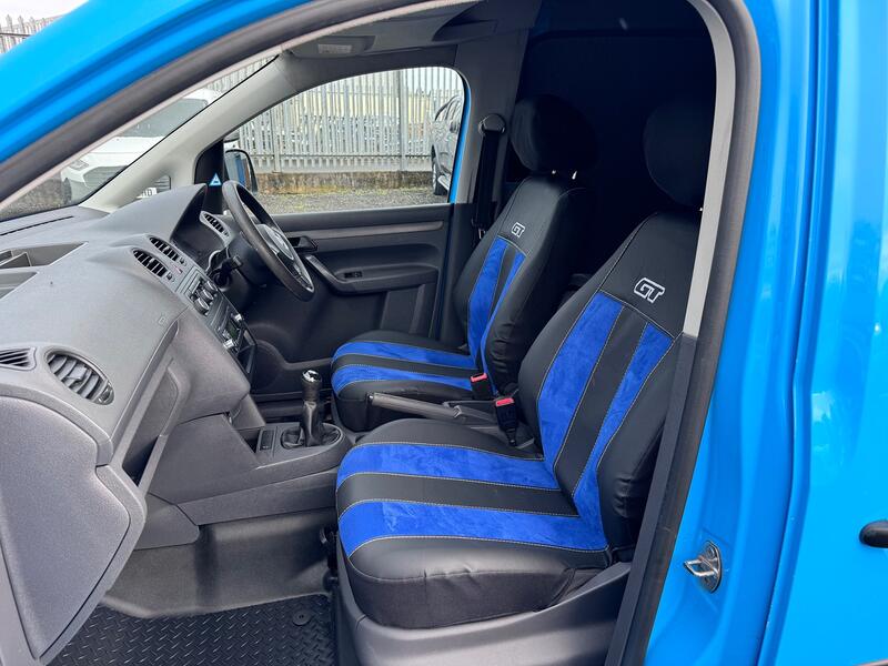 VOLKSWAGEN CADDY MAXI 1.6 TDI Maxi Custom Built Van. AC. Solar. Fridge. Power pack.    2015