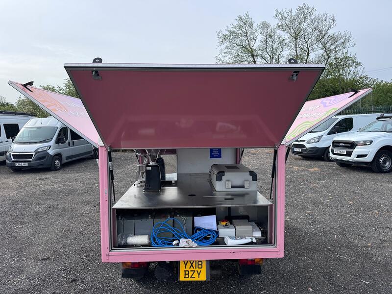 PIAGGIO APE Tuk Tuk. Coffee Van. 400 Classic. Food Truck. Mobile Business. 2018