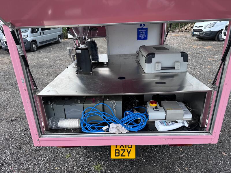 PIAGGIO APE Tuk Tuk. Coffee Van. 400 Classic. Food Truck. Mobile Business. 2018