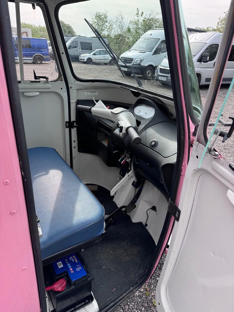 PIAGGIO APE Tuk Tuk. Coffee Van. 400 Classic. Food Truck. Mobile Business. 2018