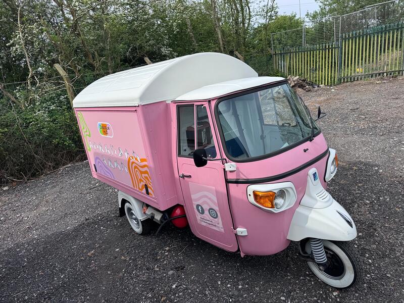 PIAGGIO APE Tuk Tuk. Coffee Van. 400 Classic. Food Truck. Mobile Business. 2018