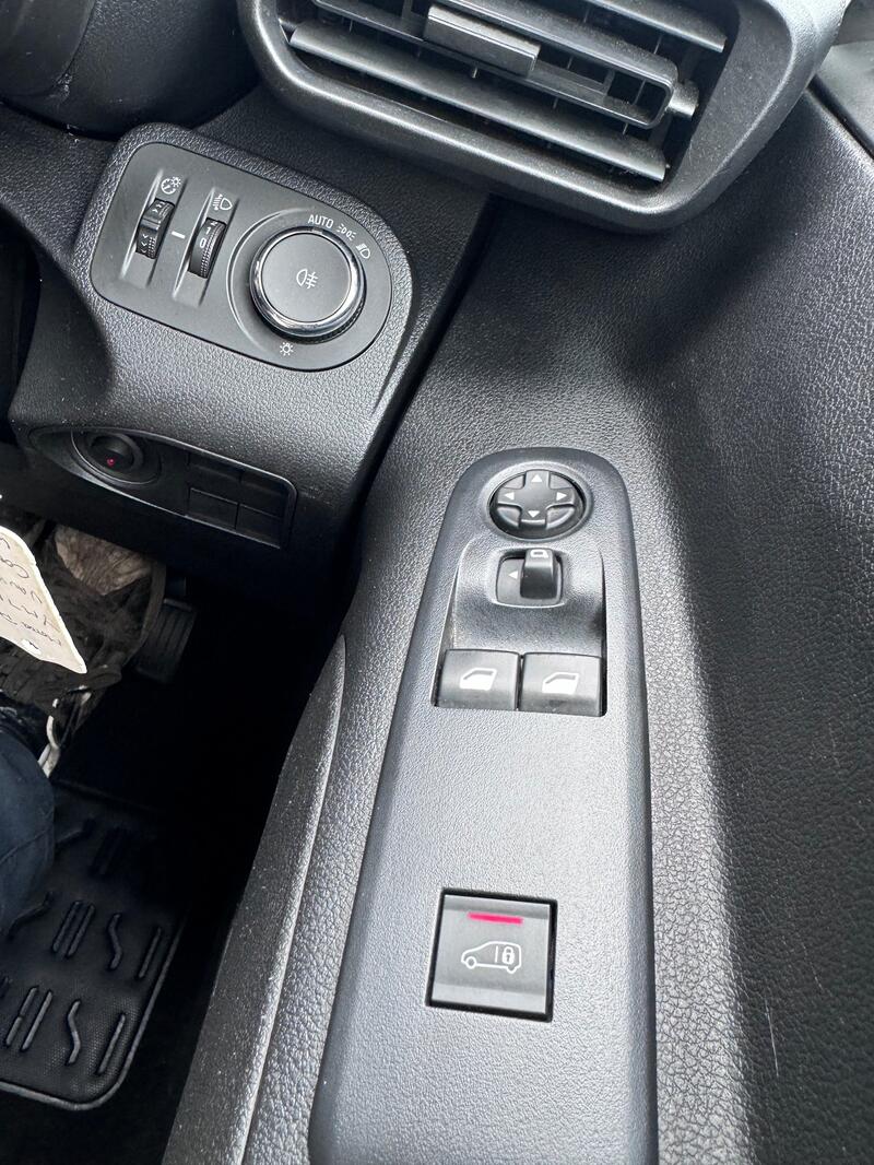 VAUXHALL COMBO 1.5 Turbo D 2000 Dynamic 100hp  DAB. AC. Cruise. 2022