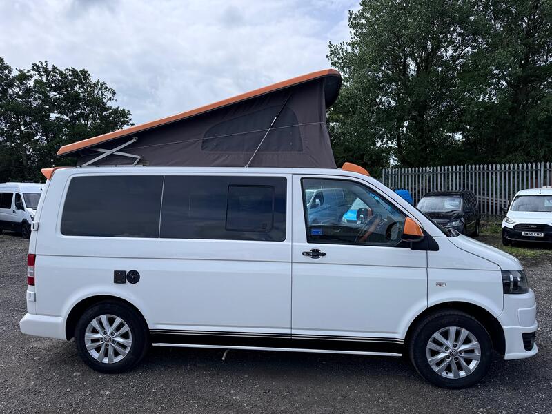 VOLKSWAGEN T5 CAMPER 2.0 TDI. Pop Top. 4 Berth. Heater. Swivel Seat. Leisure Battery. 2015