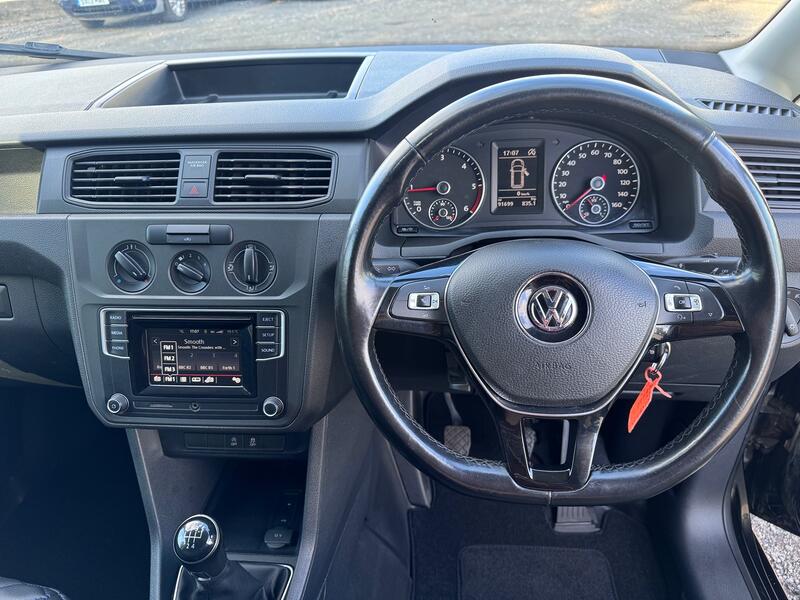 VOLKSWAGEN CADDY MAXI 2.0 TDI With Tailgate. 1 Owner.  2019