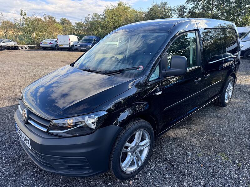 VOLKSWAGEN CADDY MAXI 2.0 TDI With Tailgate. 1 Owner.  2019