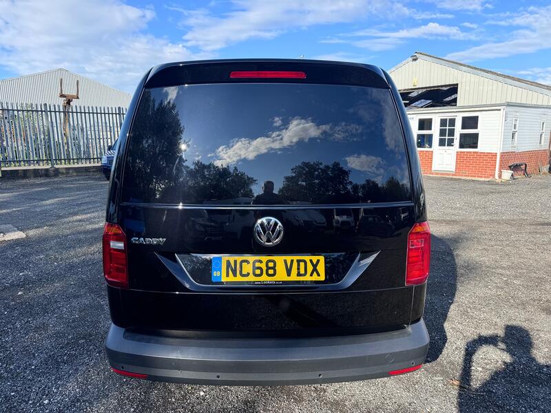 VOLKSWAGEN CADDY MAXI 2.0 TDI With Tailgate. 1 Owner.  2019