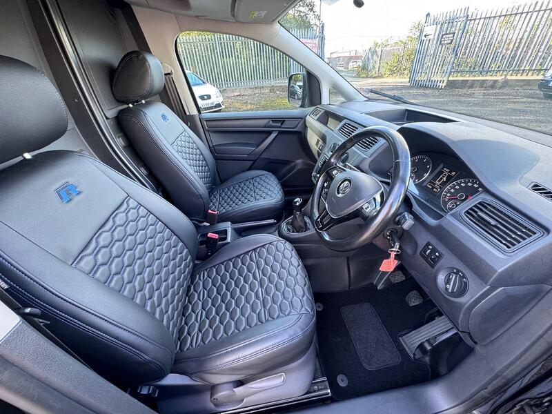 VOLKSWAGEN CADDY MAXI 2.0 TDI With Tailgate. 1 Owner.  2019