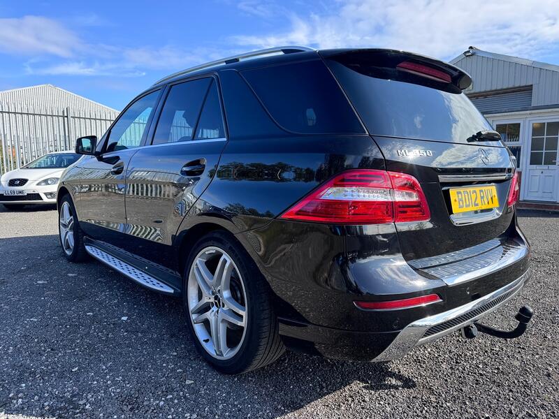 MERCEDES-BENZ M CLASS 3.0 ML350 V6 BlueTEC Sport. AMG Pack. Leather. Nav. Cruise. Camera. £224.71x 48 Months on Finance. 2012