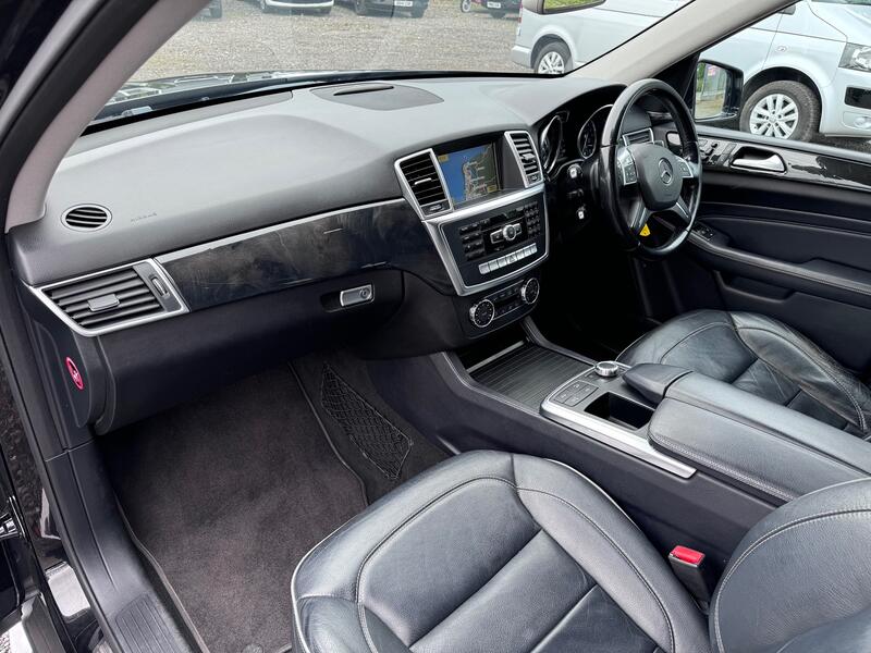 MERCEDES-BENZ M CLASS 3.0 ML350 V6 BlueTEC Sport. AMG Pack. Leather. Nav. Cruise. Camera. £224.71x 48 Months on Finance. 2012
