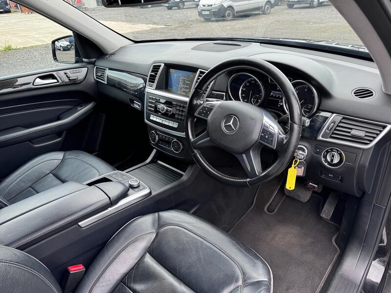 MERCEDES-BENZ M CLASS 3.0 ML350 V6 BlueTEC Sport. AMG Pack. Leather. Nav. Cruise. Camera. £224.71x 48 Months on Finance. 2012