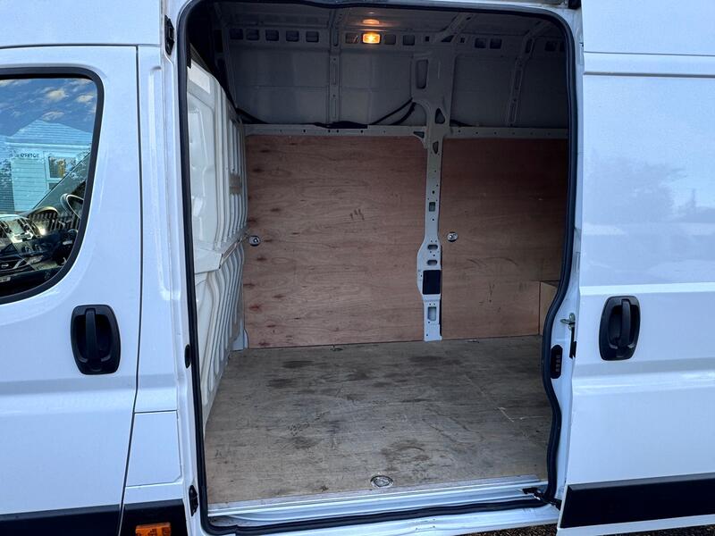 PEUGEOT BOXER 2.2 BlueHDi 435 Professional XLWB EX High. AC. Nav. Cruise. DAB. FSH 2022