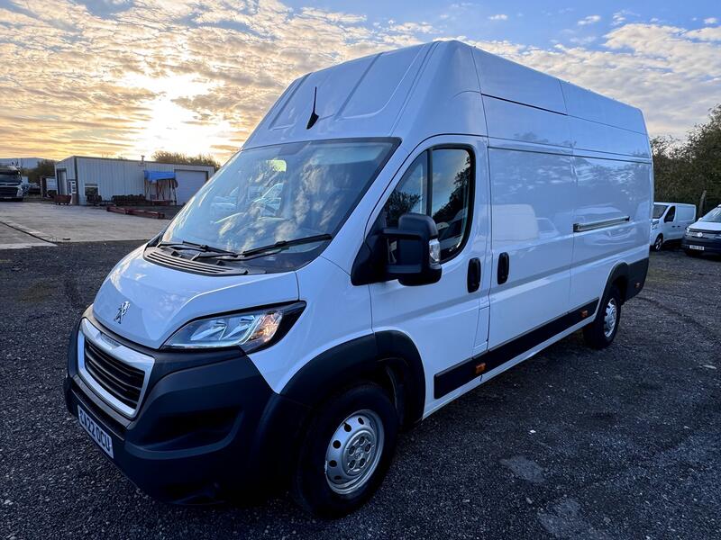 PEUGEOT BOXER 2.2 BlueHDi 435 Professional XLWB EX High. AC. Nav. Cruise. DAB. FSH 2022