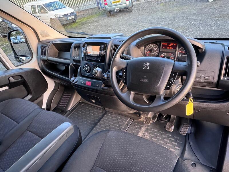 PEUGEOT BOXER 2.2 BlueHDi 435 Professional XLWB EX High. AC. Nav. Cruise. DAB. FSH 2022