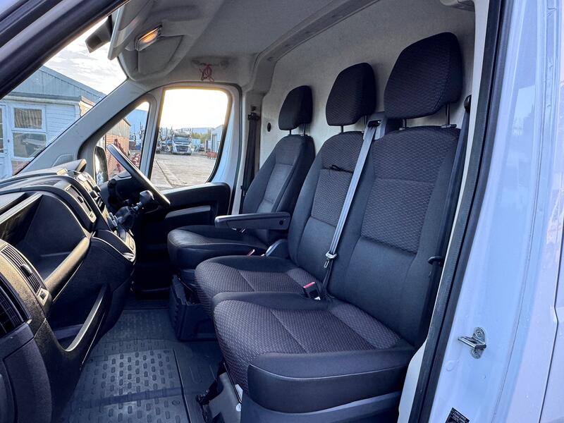 PEUGEOT BOXER 2.2 BlueHDi 435 Professional XLWB EX High. AC. Nav. Cruise. DAB. FSH 2022