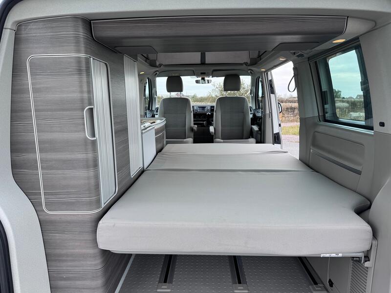 VOLKSWAGEN CALIFORNIA OCEAN 2.0 TDI BlueMotion Tech Ocean DSG. 4 Berth. Power Poptop. AC.  2018