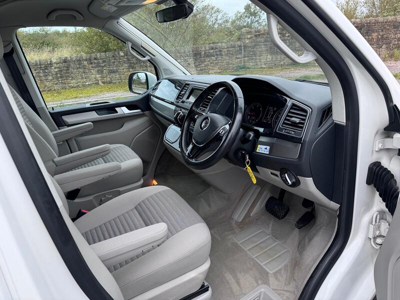 VOLKSWAGEN CALIFORNIA OCEAN 2.0 TDI BlueMotion Tech Ocean DSG. 4 Berth. Power Poptop. AC.  2018