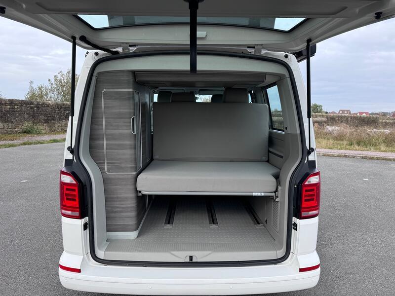 VOLKSWAGEN CALIFORNIA OCEAN 2.0 TDI BlueMotion Tech Ocean DSG. 4 Berth. Power Poptop. AC.  2018