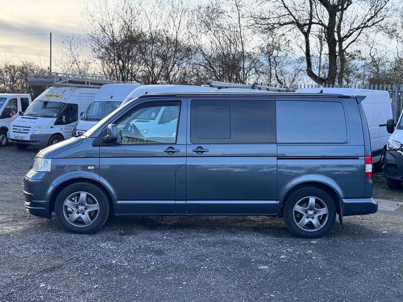 VOLKSWAGEN TRANSPORTER 2.5 TDi Day Van. Campervan. R&R Bed. Electrics. Insulated. 6Speed. 174BHP 2007