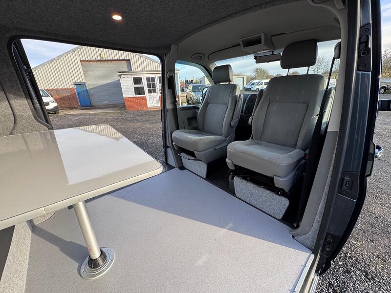 VOLKSWAGEN TRANSPORTER 2.5 TDi Day Van. Campervan. R&R Bed. Electrics. Insulated. 6Speed. 174BHP 2007