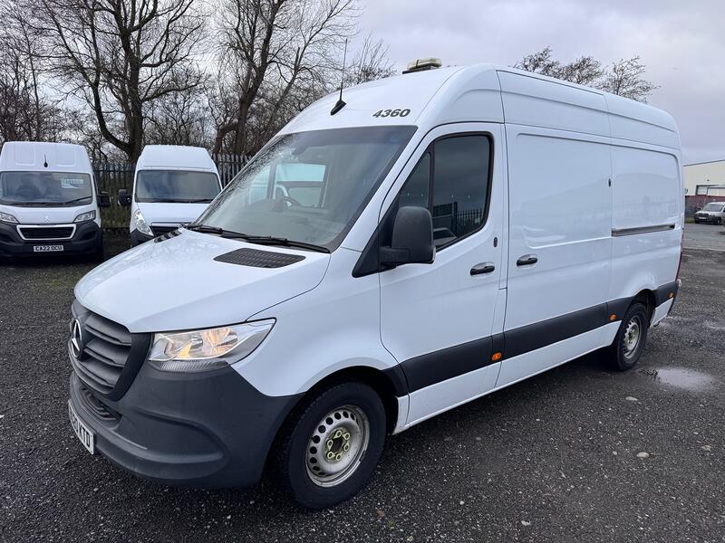 MERCEDES-BENZ SPRINTER 316 MWB RWD Power Van. On Board Compressor + Generator. £347.25 Per Month 2020