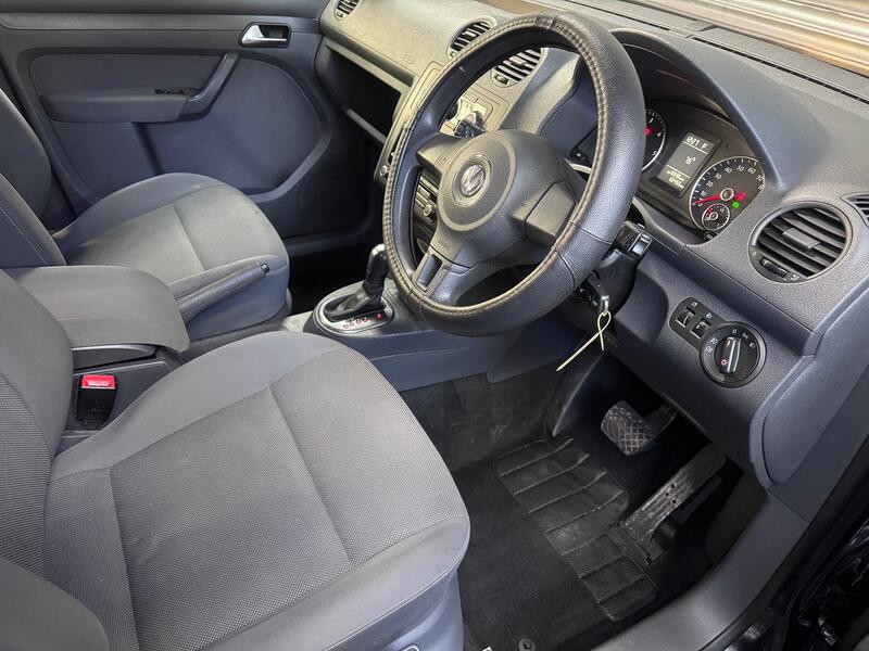 VOLKSWAGEN CADDY MAXI LIFE 1.6 TDI Pop Top. WAV. Kombi. 5 Seat. AC. FSH. Day Van. Campervan.  2012