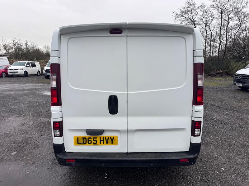 RENAULT TRAFIC 1.6 SL27 dCi 115 Business+. NO VAT. 17