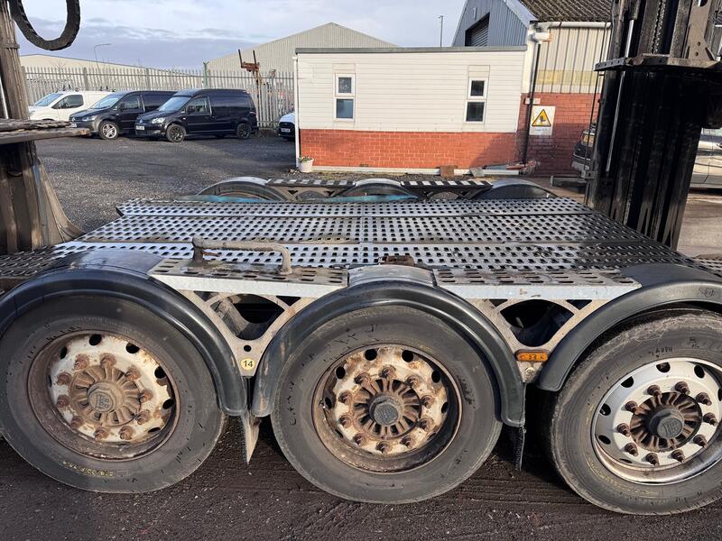 DAF CF 85 440 6x2 E6 + Rolfo EGO 538 Car Transporter Trailer.  2016