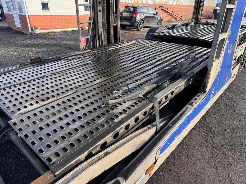 DAF CF 85 440 6x2 E6 + Rolfo EGO 538 Car Transporter Trailer.  2016