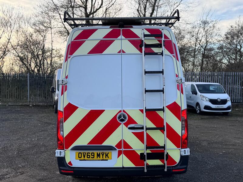 MERCEDES-BENZ SPRINTER 2.1 316 CDI LWB Panel Van. FSH. Roof Rack. Appleplay. 2019