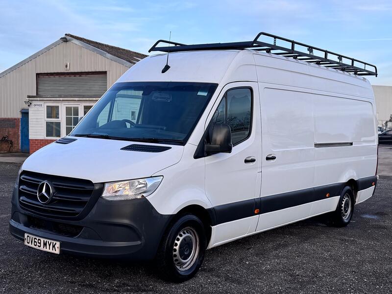 MERCEDES-BENZ SPRINTER 2.1 316 CDI LWB Panel Van. FSH. Roof Rack. Appleplay. 2019