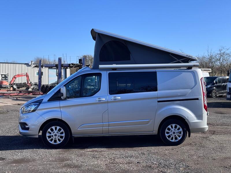 FORD TRANSIT CUSTOM Limited. Pop Top 4 Berth Campervan. Appleplay. Rib Bed. Heated Seats. AC. Diesel Heater ETC 2018