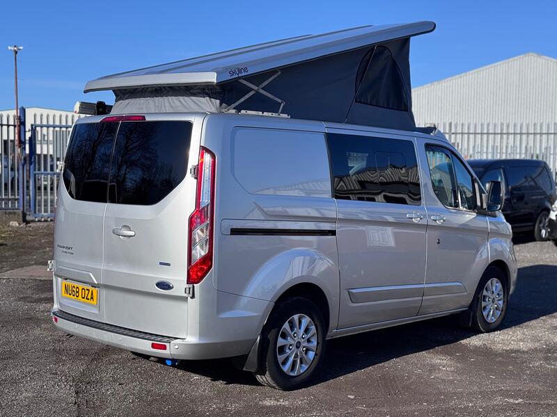 FORD TRANSIT CUSTOM Limited. Pop Top 4 Berth Campervan. Appleplay. Rib Bed. Heated Seats. AC. Diesel Heater ETC 2018