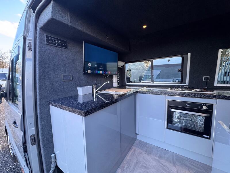 VOLKSWAGEN CRAFTER 2.0 BiTurbo 180BHP AUTOMATIC. ( MAN TGE).£592.61 PER MONTH ON FINANCE. LWB Campervan / Dayvan. Only 2018