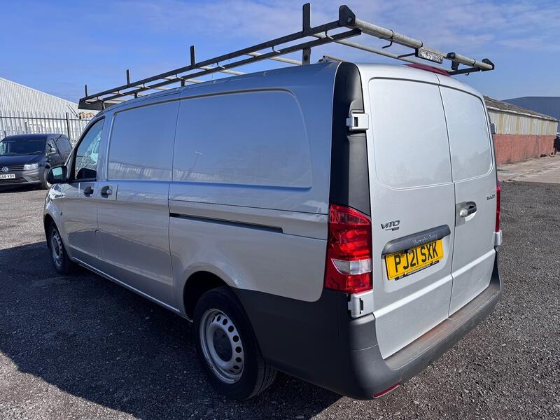 MERCEDES-BENZ VITO 1.7 114 CDI Progressive. Aircon. Cruise. Reverse Cam. FMBSH. 2021