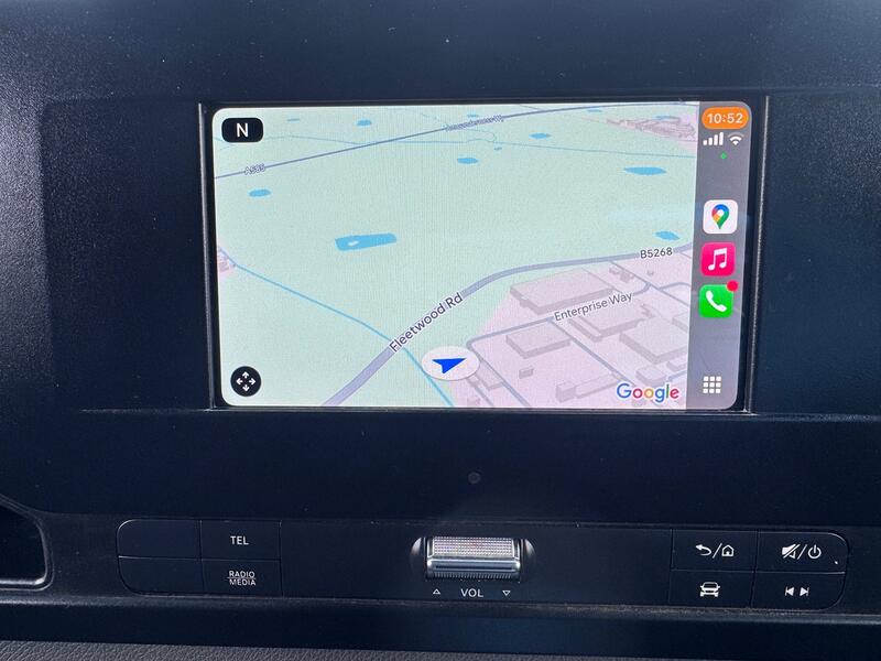 MERCEDES-BENZ SPRINTER 2.1 314 CDI MWB Low Roof Panel Van. Only 60566 Miles. FMBSH.  Appleplay.  NO VAT 2019