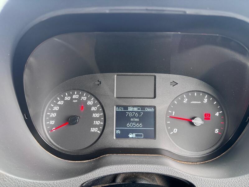 MERCEDES-BENZ SPRINTER 2.1 314 CDI MWB Low Roof Panel Van. Only 60566 Miles. FMBSH.  Appleplay.  NO VAT 2019