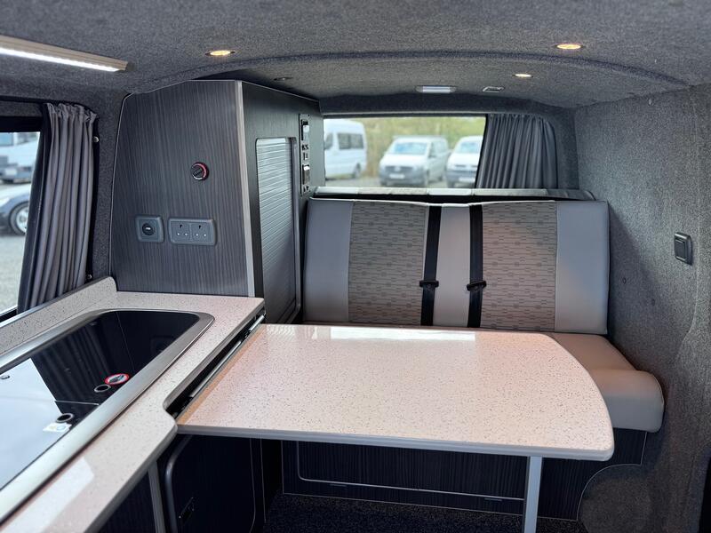 VOLKSWAGEN T5 T28 102 TDI CAMPERVAN R&R Bed. Diesel Heater. Dometic Sink & Hob. LG Fridge.  2012