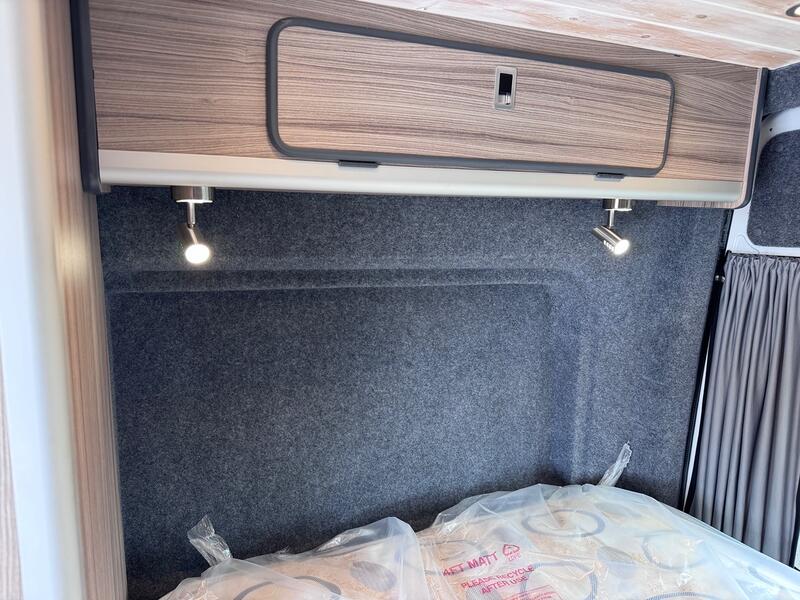 MERCEDES-BENZ SPRINTER 313 CDI MWB Campervan. New Build. Side Pods. Solar. Swivel Seat. Maxifan, Inverter. Mains Hook up.  2014