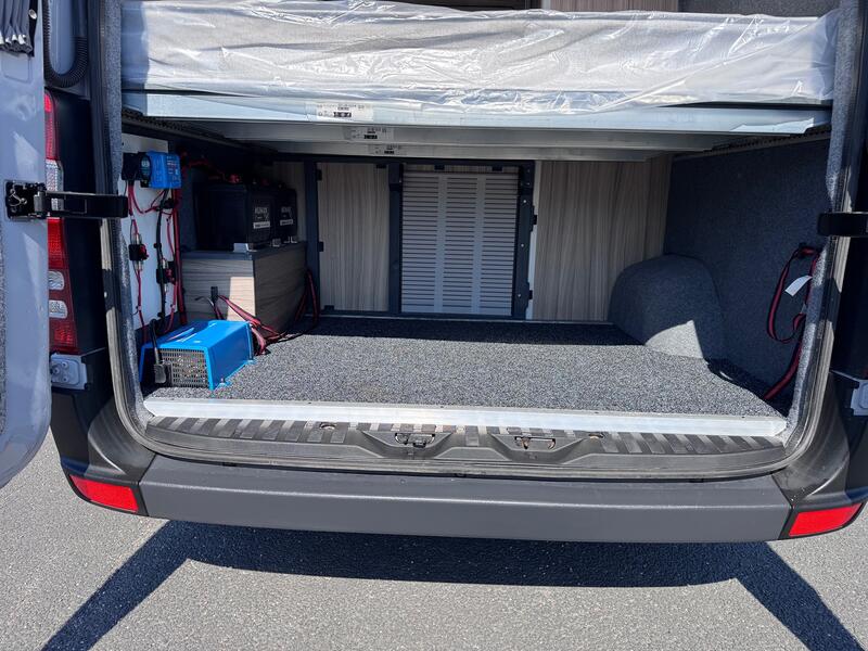 MERCEDES-BENZ SPRINTER MWB Off Grid Campervan. Solar. Heater. Victron. Swivel Seat. Fixed Bed. 2013