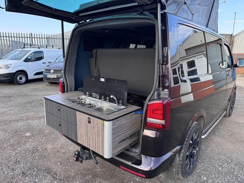 VOLKSWAGEN T5 CAMPER 2.0 TDI T32 Trendline 4Motion Pop Top Campervan Dayvan. 4 Berth. Difflock. Kitcken. RIB Bed. Raspber 2013