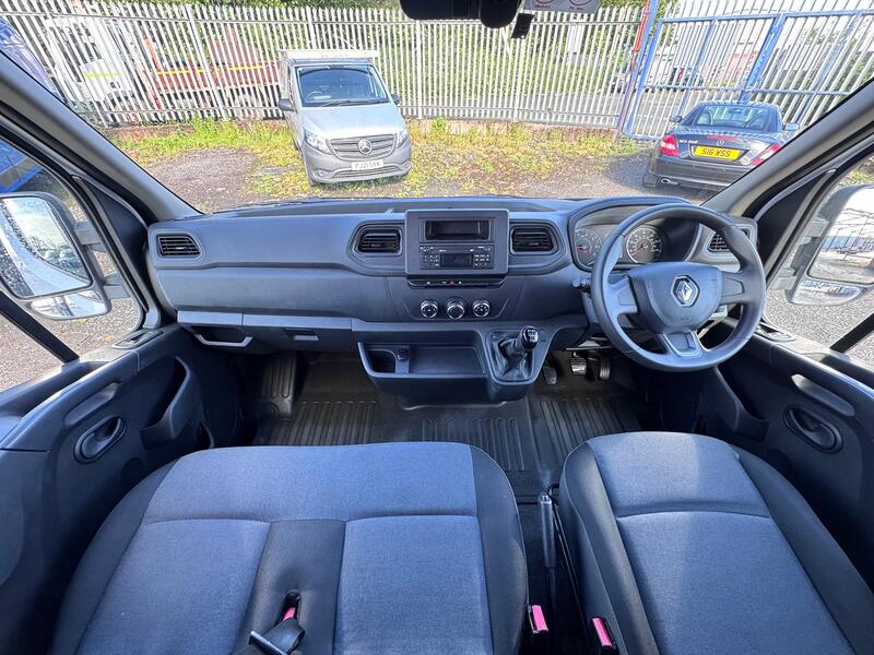 RENAULT MASTER 2.3 FWD LM35 dCi 135 Business Welfare Mess Van. Toilet. Heating. Fridge. Solar. LWB 49k  2020