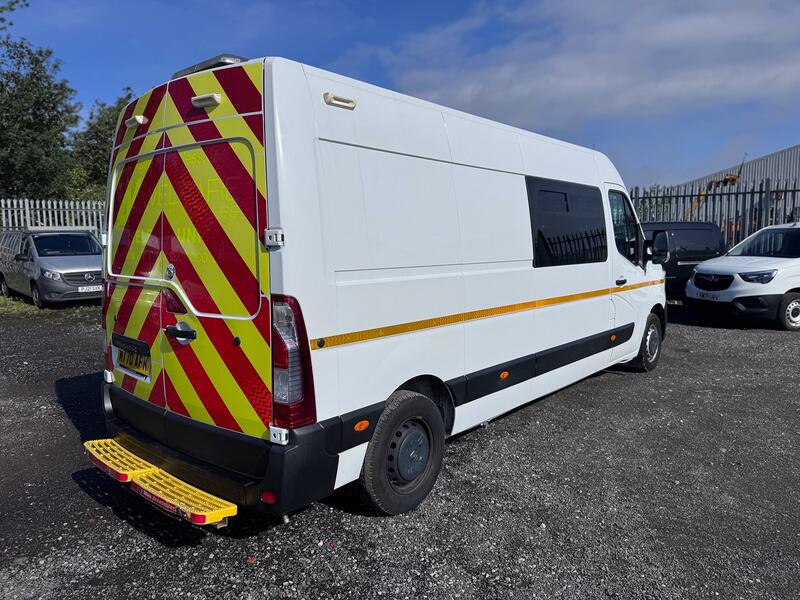 RENAULT MASTER 2.3 FWD LM35 dCi 135 Business Welfare Mess Van. Toilet. Heating. Fridge. Solar. LWB 49k  2020