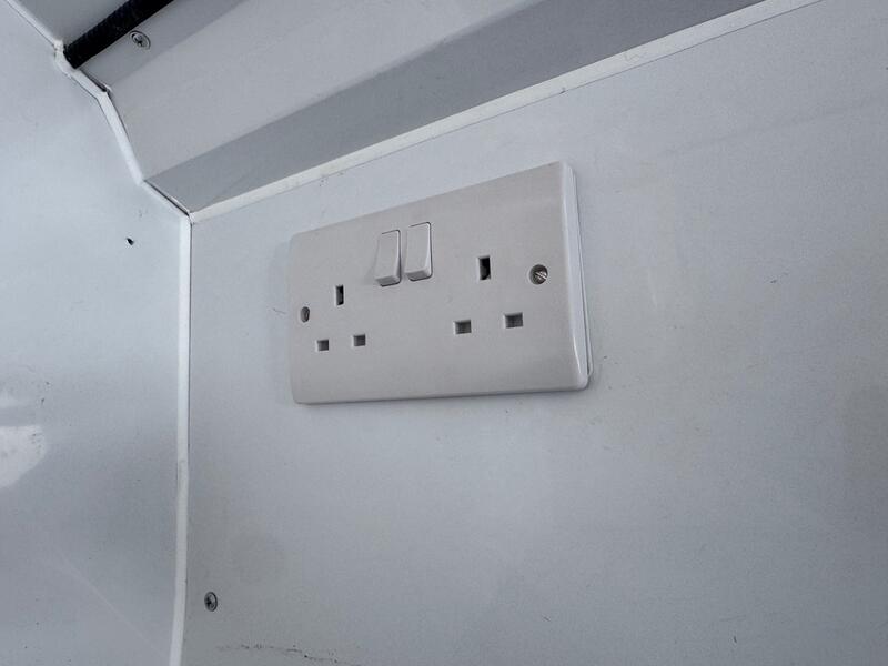 RENAULT MASTER 2.3 FWD LM35 dCi 135 Business Welfare Mess Van. Toilet. Heating. Fridge. Solar. LWB 49k  2020