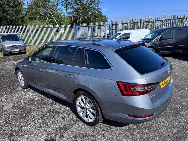 SKODA SUPERB SE L Executive Estate. 2.0 TDI 150. 6sp. Leather. Nav. DAB. 2017